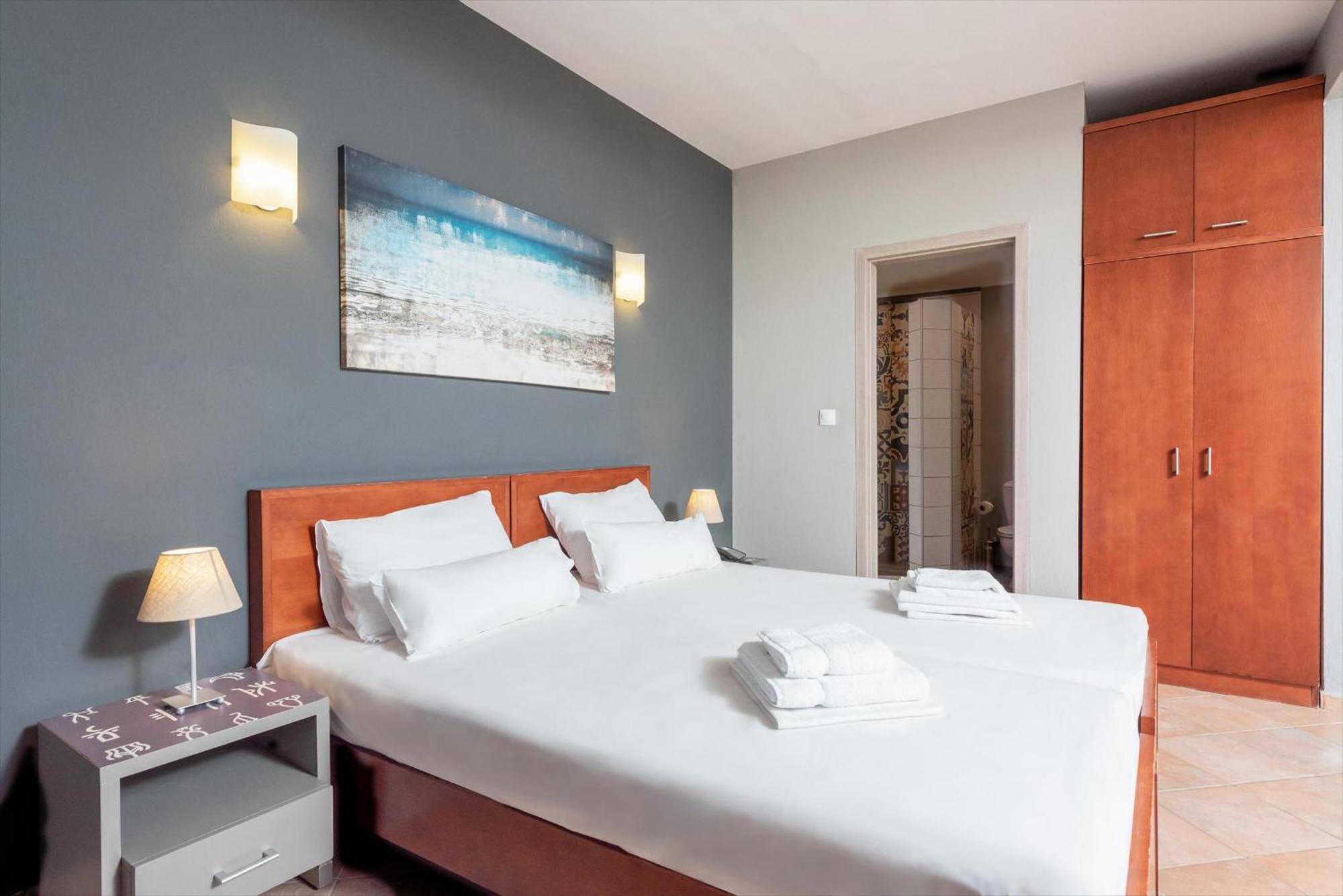 Ampelia Hotel Kassandra Ханіоті Екстер'єр фото