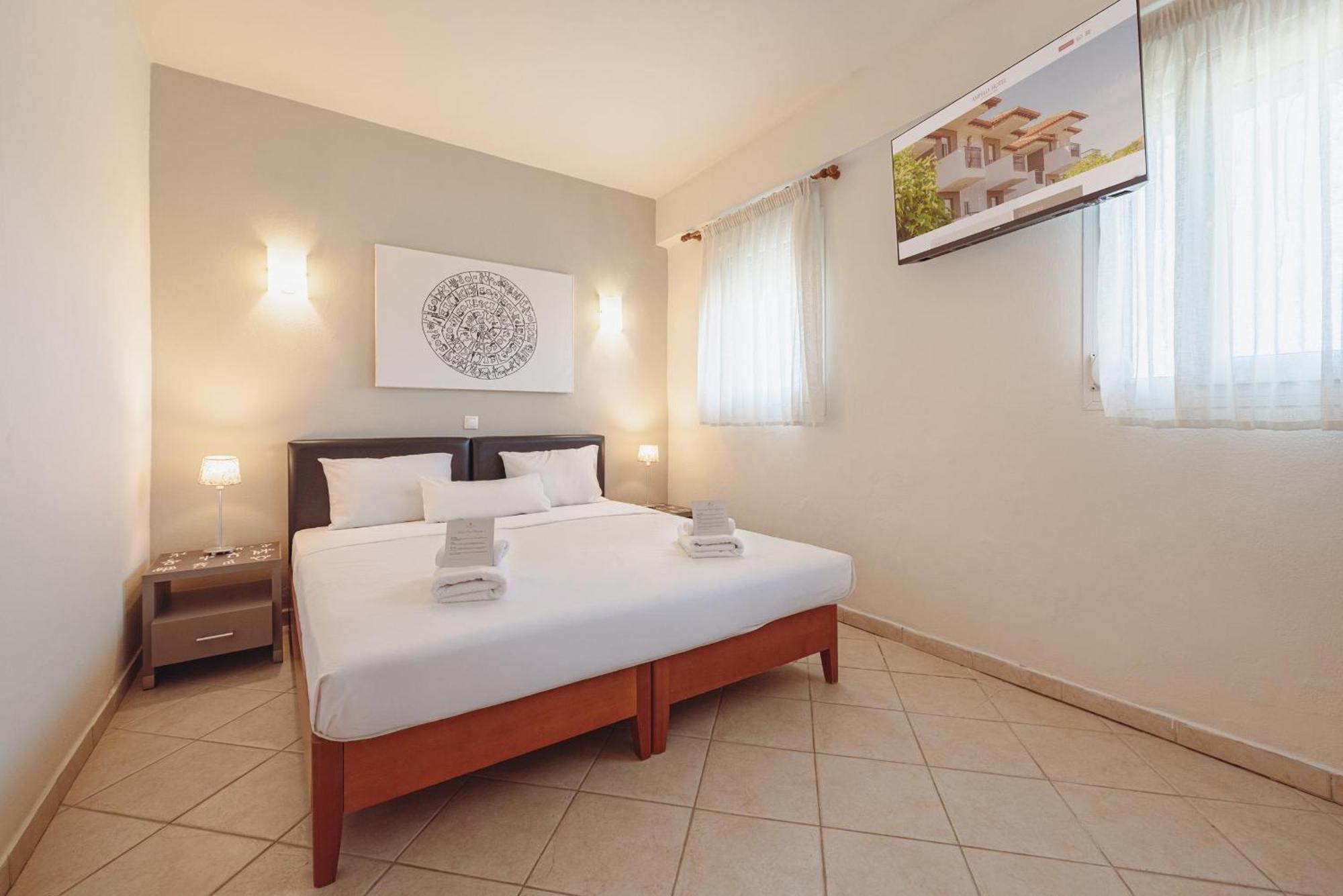 Ampelia Hotel Kassandra Ханіоті Екстер'єр фото